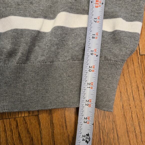 Aeropostale Hello Kitty womens small oversized Gray Striped Sweater - Picture 7 of 10